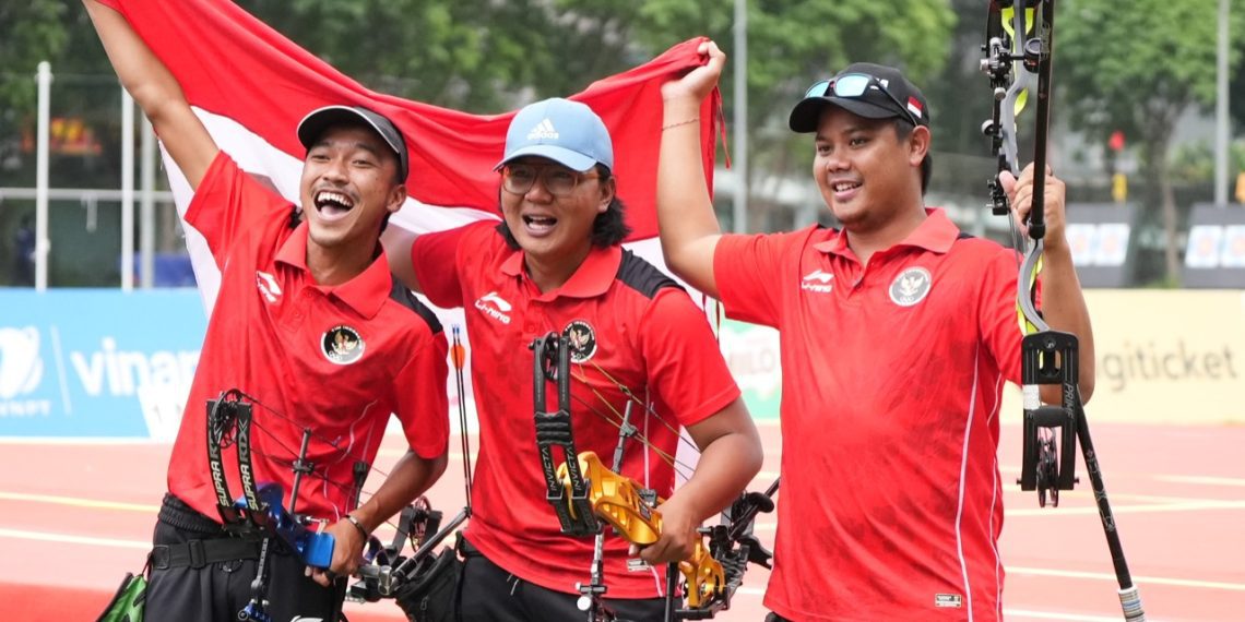 Tim Compound Putra Indonesia Lengkapi Emas Panahan SEA Games 2021